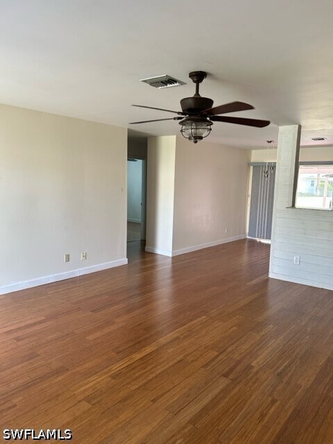 Photo - 656 Palm View Dr Unit 4