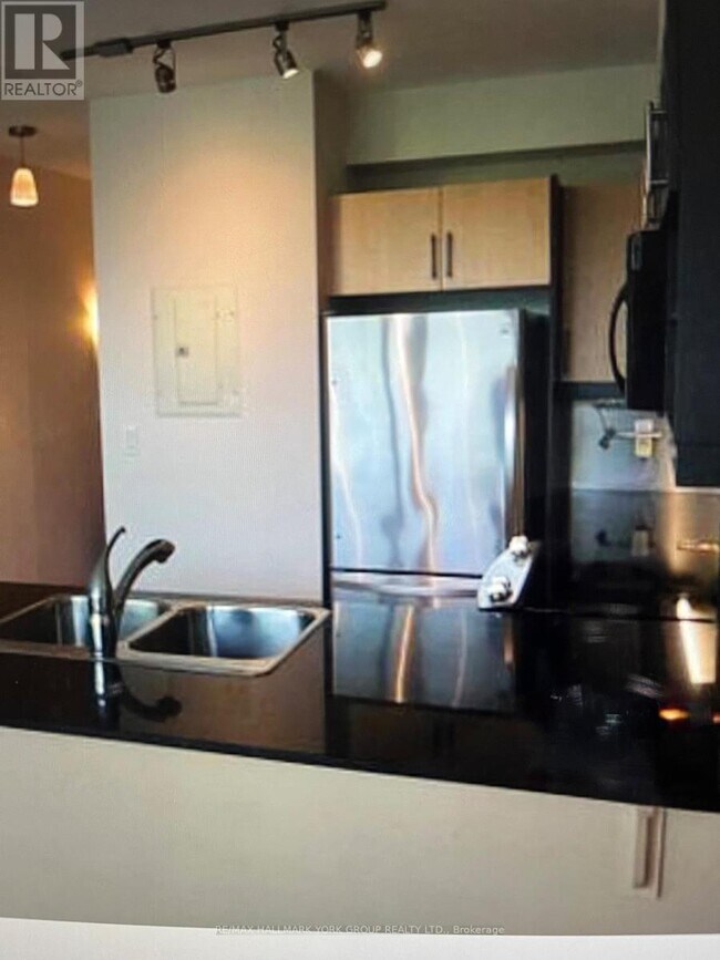 Photo - 350 Wellington St W Unit 304