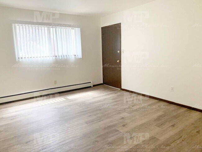 1729 Palm Dr Unidad 1729 Palm Dr. #B 092-2