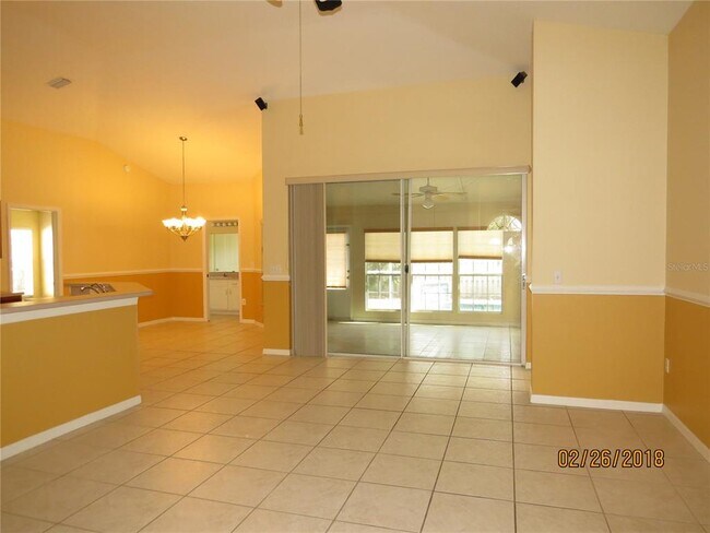 9427 Hunters Pond Dr