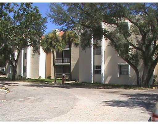 Photo - 622 NW 13th St Unidad 21 Rental
