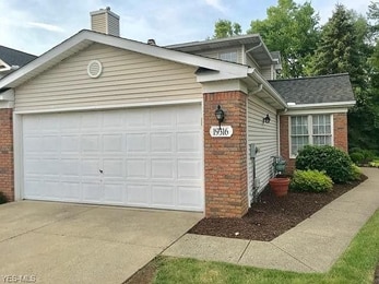 Photo - 19316 Bradford Ct