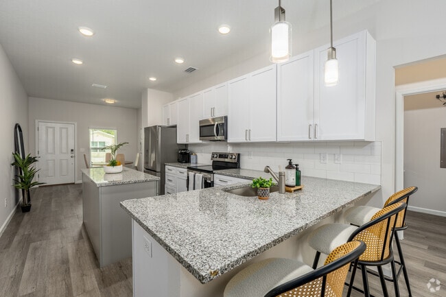 3BR, 2BA - 1,180SF - Kitchen