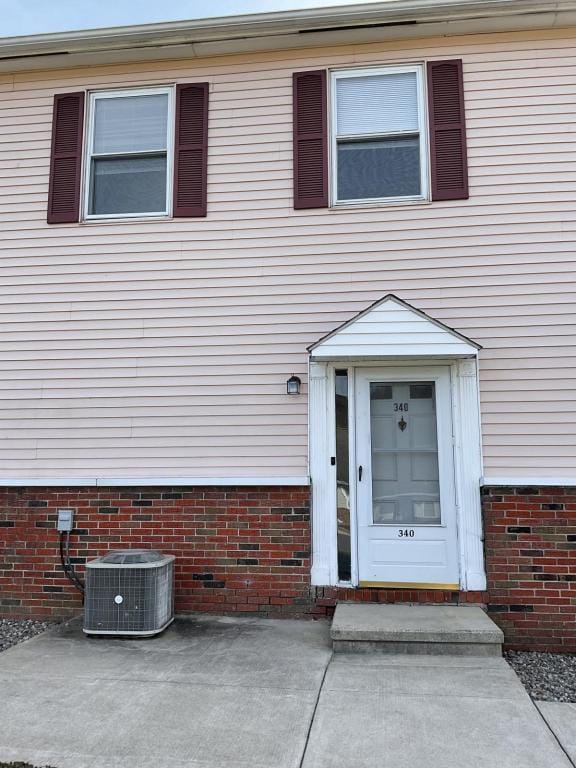 340 Briar Manor