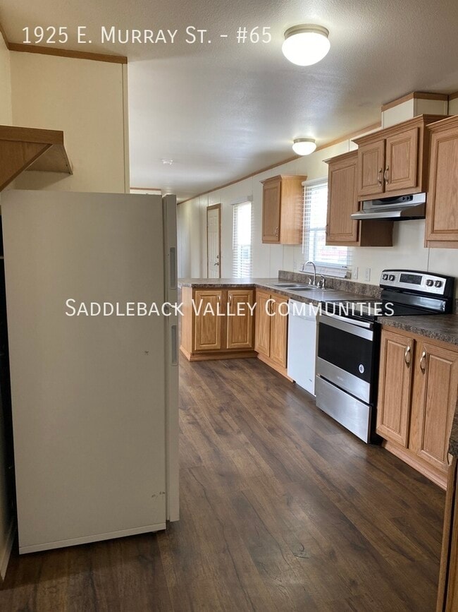 Photo - 1925 E Murray St