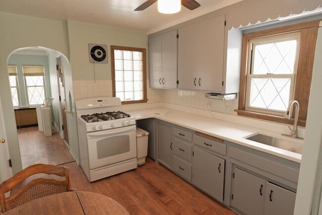 Photo - 4102 Elm Ave