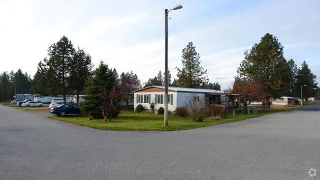 Photo - Eloika Pines Mobile Home Park