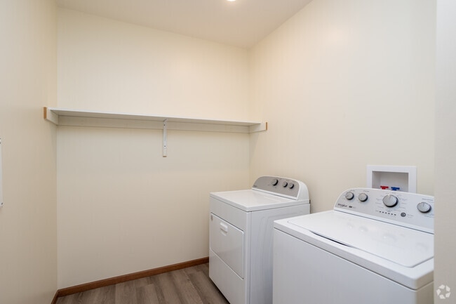 C2 - Laundry - Wilderness Hills South Apartments