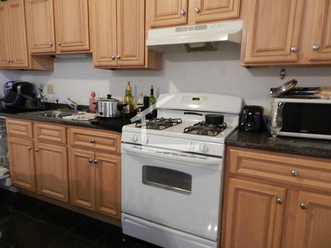 Photo - Charming 4 Bedrooms-No Broker Fee