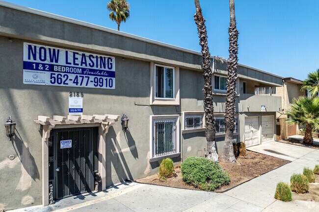 2159 Elm