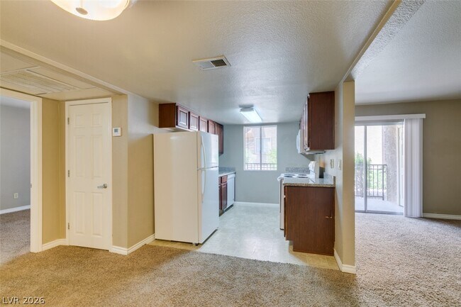 Photo - 4450 Sandy River Dr Unit 93