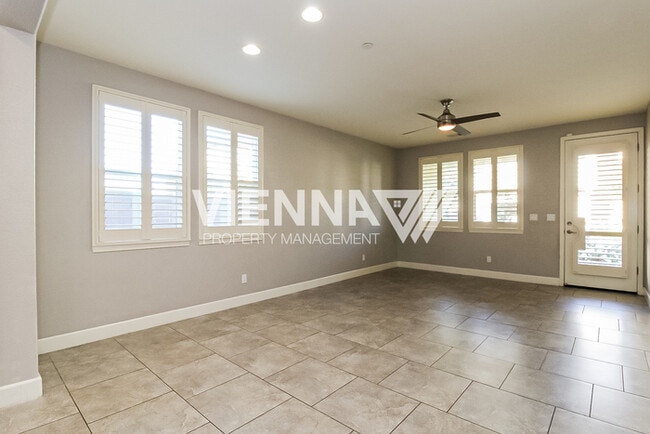 Photo - 400 Dormarin Pl