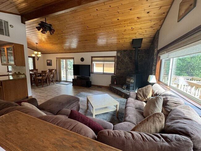 Photo - 1103 Sundown Trail