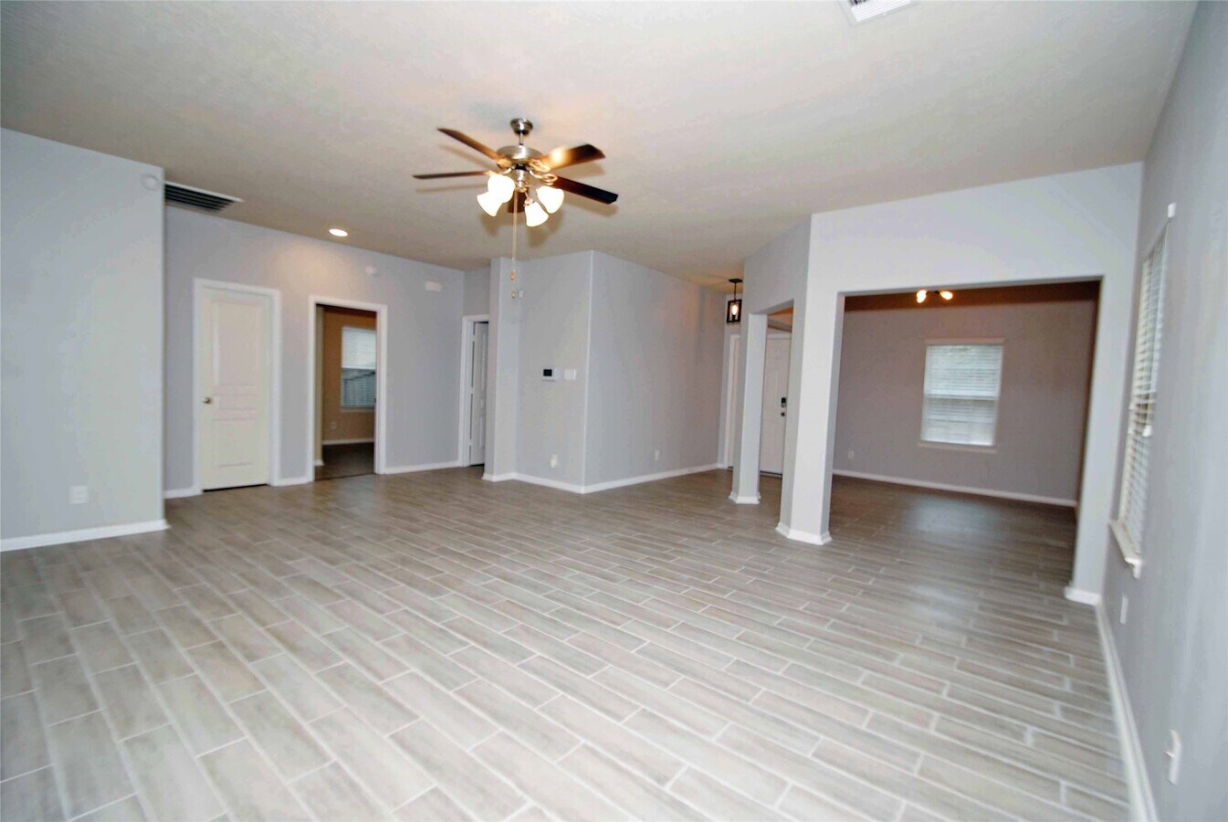 Photo - 7019 Hazelnut Ln