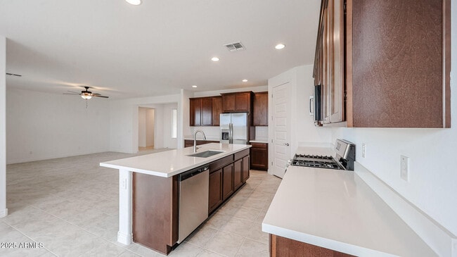 Photo - 25095 N 171st Ave