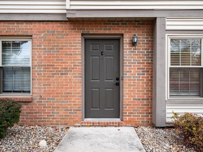 Photo - 629 Pebble Pl Dr Unidad C