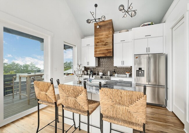 Photo - 45 Pine Knoll Ln