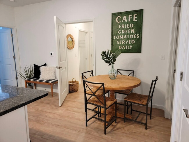 Madison Floor Plan - Dining Area