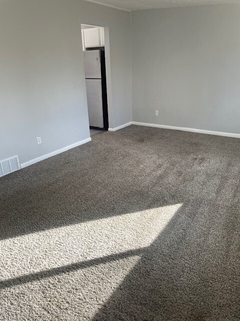 3138 W Dakota Ave
