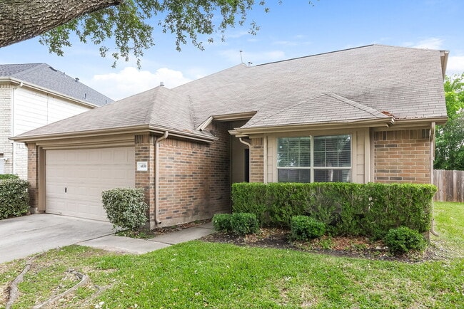 Photo - 6030 NW Creek Cir