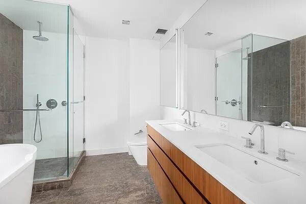 Photo - 447 W 18th St Unit 6E