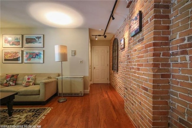 Photo - 287 Spring St Unit 8