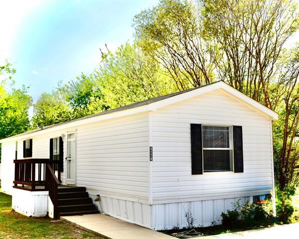 Building Photo - 4228 Satellite Dr