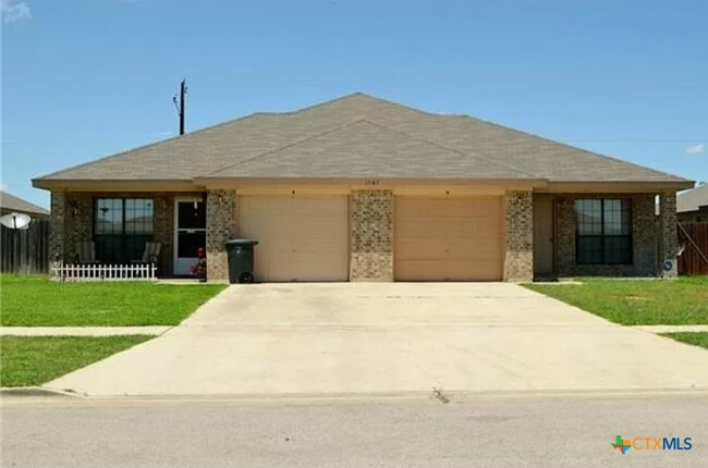 Photo - 1207 Nicholas Cir Townhome