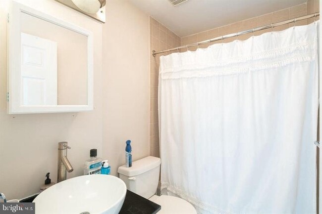 Photo - 1504 Mt Vernon St Unidad 2R