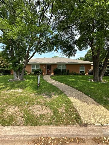 Building Photo - 502 Spring Willow Dr Rental