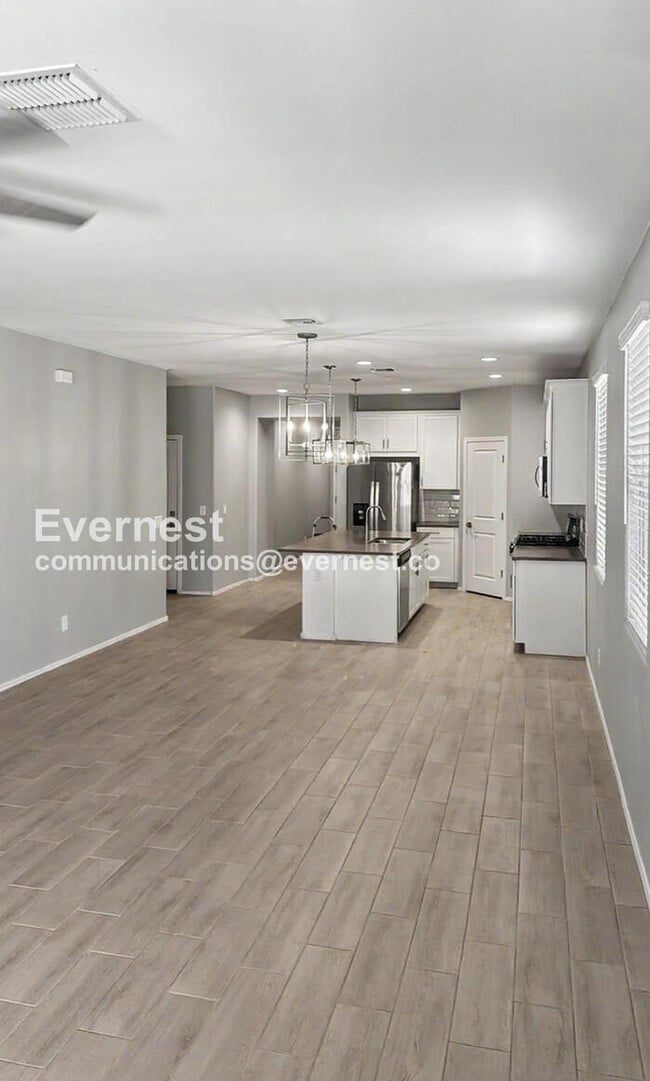 Photo - 10667 W Filbert St