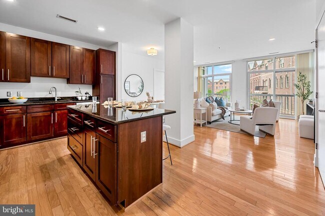 Photo - 2772 Lighthouse Point E Unit 211