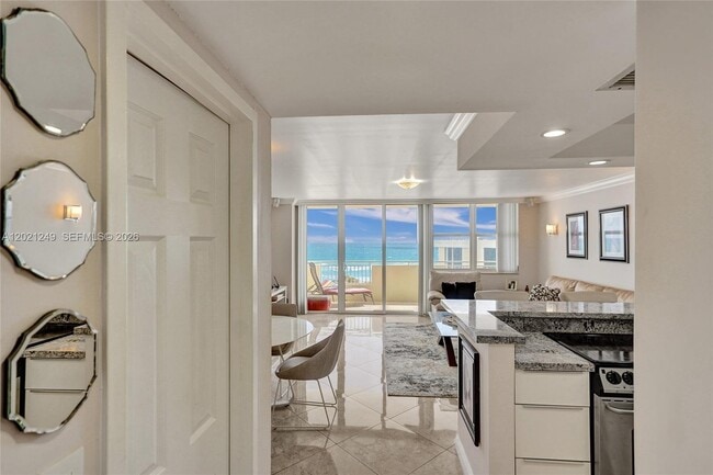 Building Photo - 3180 S Ocean Dr Unit 415