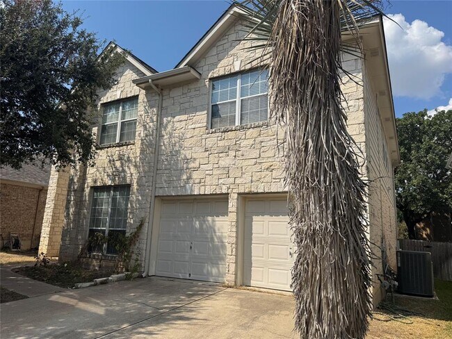 Photo - 1810 Rosenborough Ln N