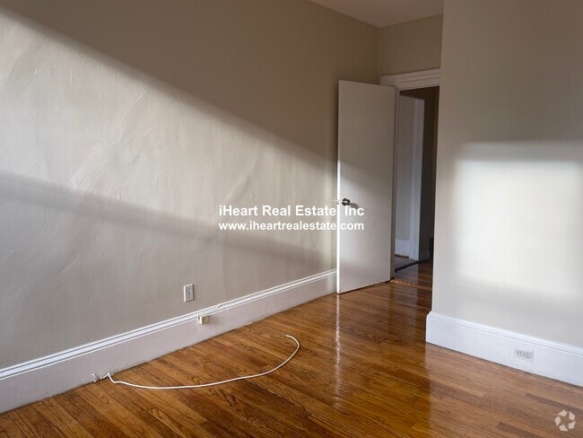 Building Photo - 338 K St Unit 1 Rental