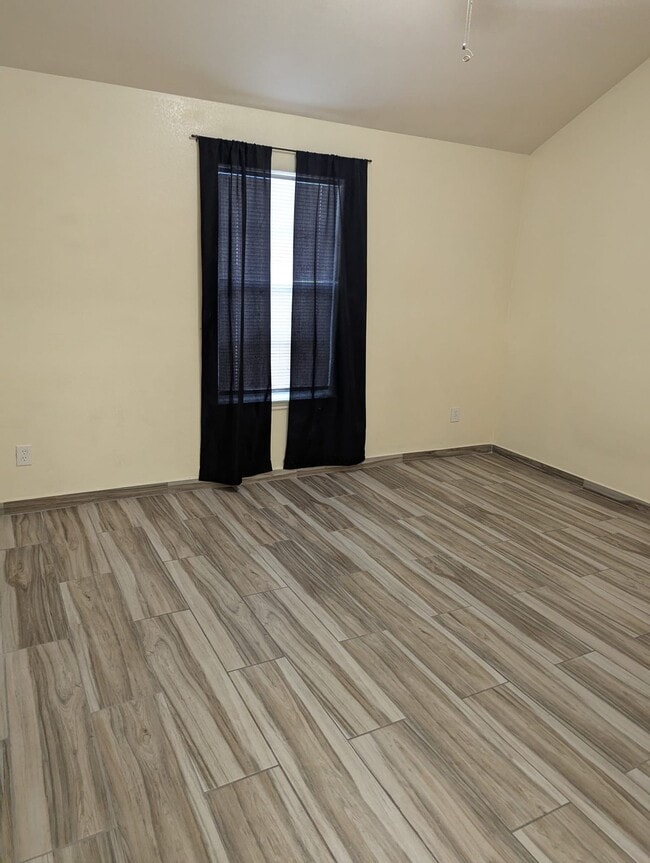 Photo - 4035 Cary Creek Dr