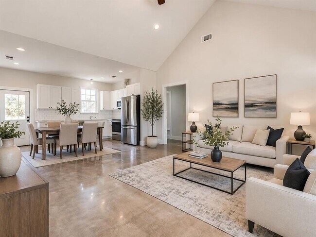 Photo - 500 Harmon Hills Cove