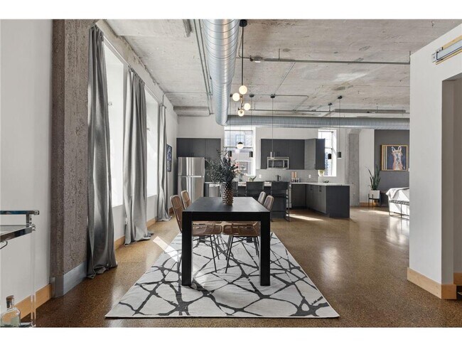 Photo - 918 N 3rd St Unit 204