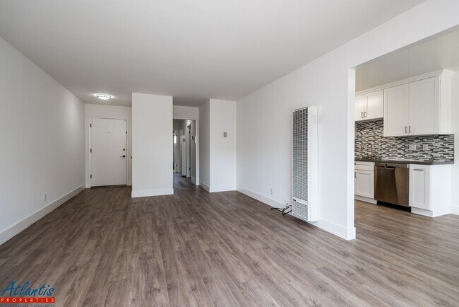 Photo - 1815 Bucknall Rd Unit 2