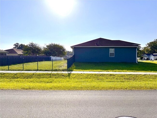 Photo - 3007 NE 24th Pl