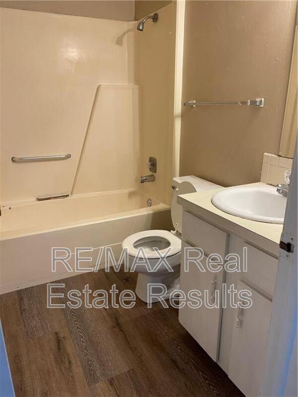 Photo - 1810 W Twin Springs St Unidad Apt 10