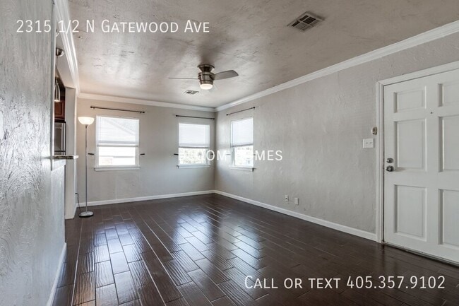 Photo - 2315 1/2 N Gatewood Ave-