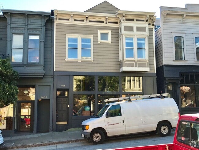 Building Photo - Handsome, Recently Renovated, 3BR/2BA Pac ... Rental