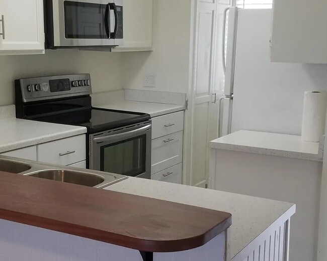 Photo - 1699 S Trenton St