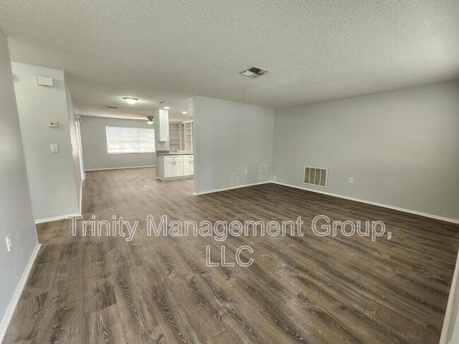 Photo - 2429 Keeport Dr