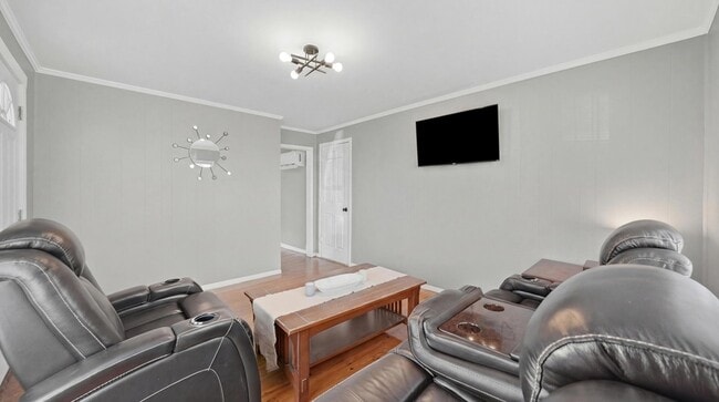 Photo - 3703 Redding Rd