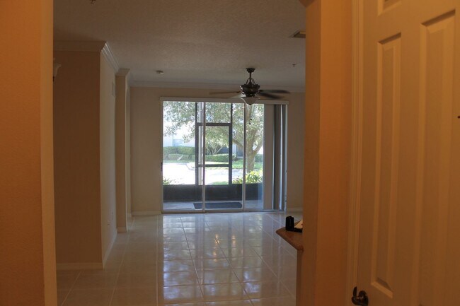 Photo - Beautiful ground floor unit in the Lakes of Windermere! Unit 902