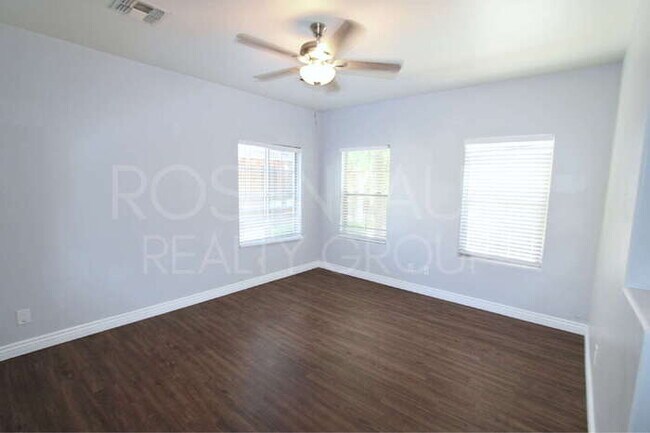 Photo - 854 S San Marcos Dr