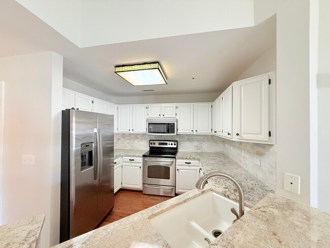 Photo - 1133 Torrence Cir