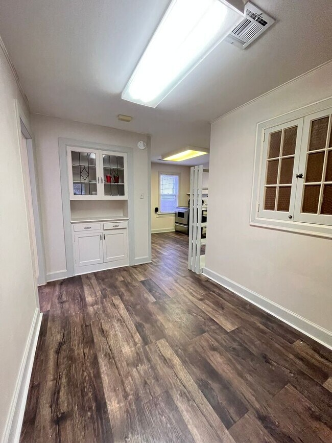 Photo - Spacious 1 bed 1 bath